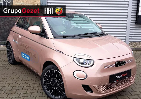 lubuskie Fiat 500 cena 144900 przebieg: 8000, rok produkcji 2021 z Bodzentyn